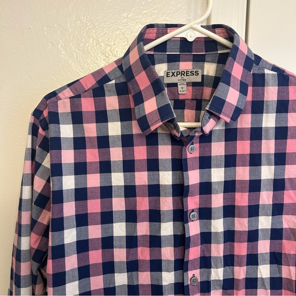 Express Men's Pink and Navy Plaid Button Down Shirt Size Large (16-16 1/2) - Picture 6 of 7
